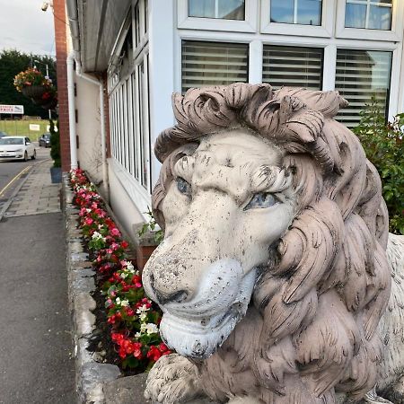 The Masons Arms Hotel Bridgend (Wales) Exterior foto